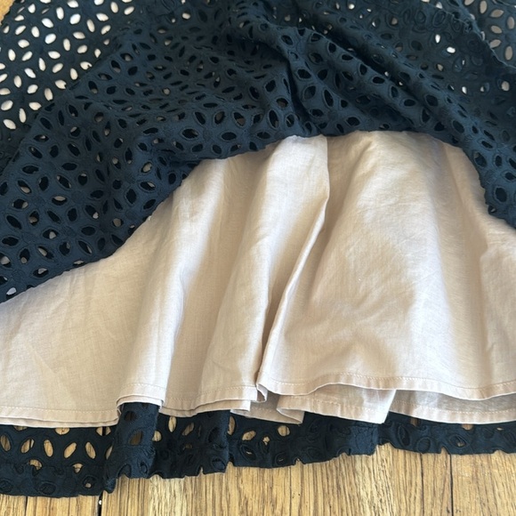 Ann Taylor Loft Eyelet Lined Dress 0 - Picture 3 of 8